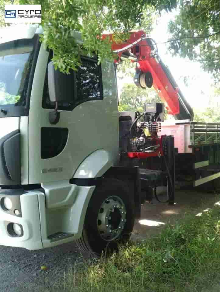 Caminhão Ford CARGO 2423 E 6X2 Turbo 2p (diesel)(E5) 2013