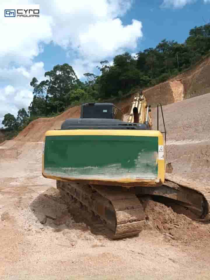 Escavadeira New Holland E245 C 2016