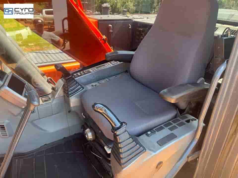 Escavadeira Doosan DX140LC 2018