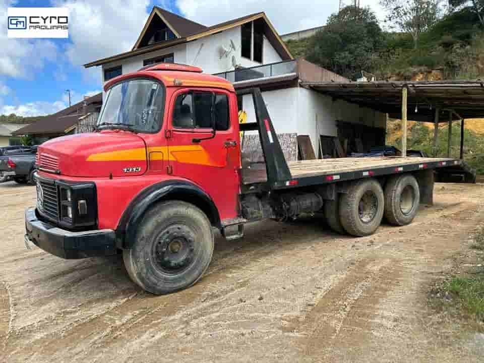 Caminhão Mercedes-Benz L-1313 3-Eixos 2p (diesel) 1986