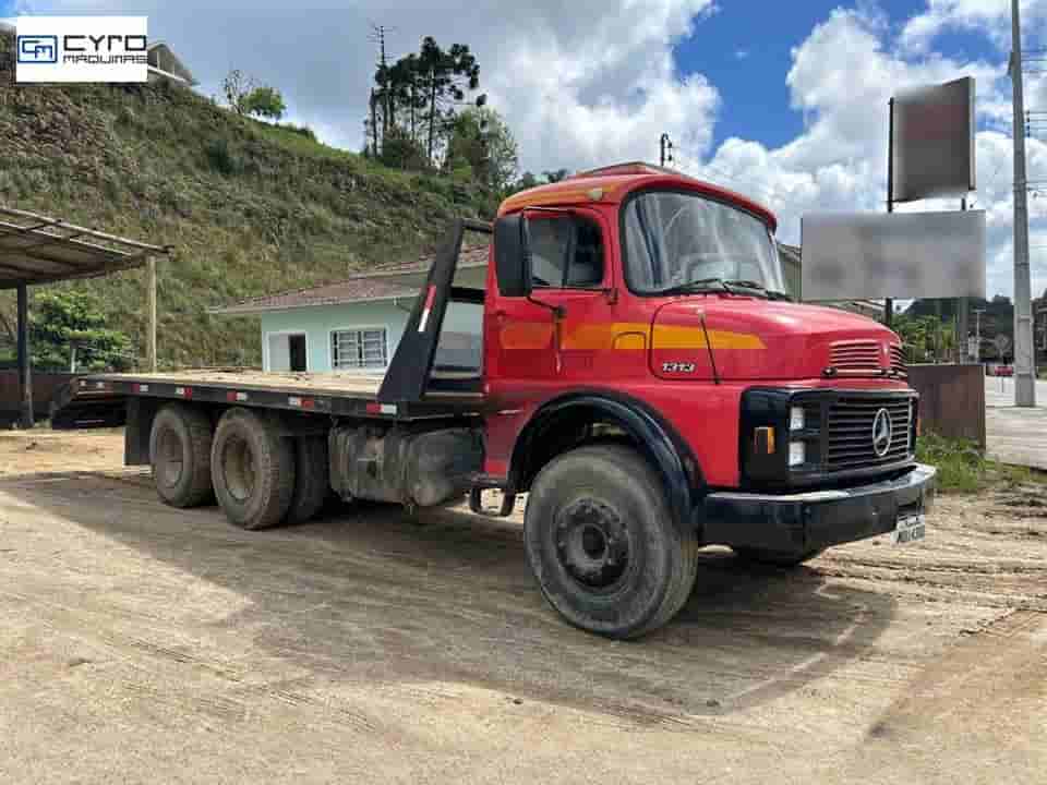 Caminhão Mercedes-Benz L-1313 3-Eixos 2p (diesel) 1986
