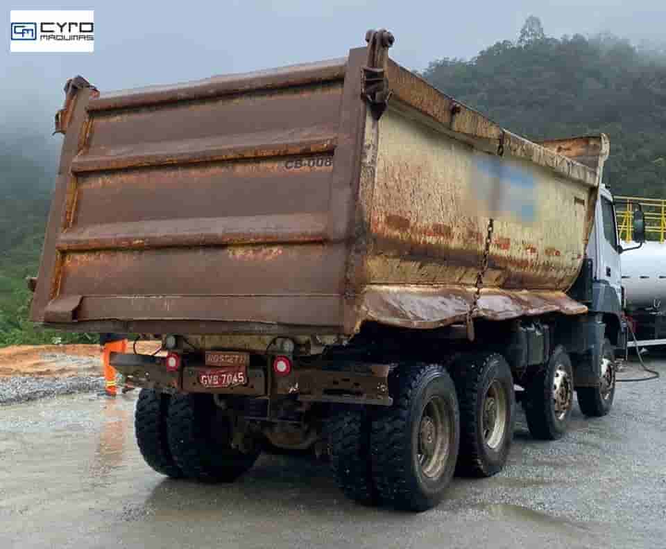Caminhão Mercedes-Benz Axor 4144 K 8x4 2p (diesel 2008