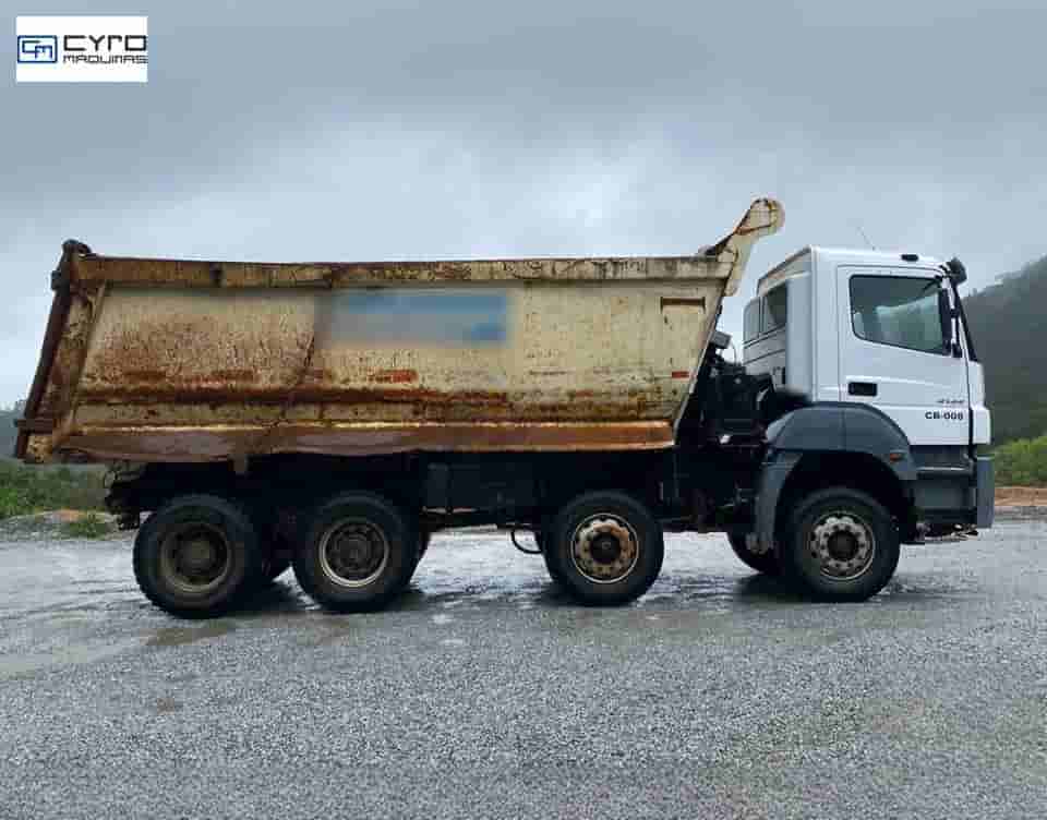 Caminhão Mercedes-Benz Axor 4144 K 8x4 2p (diesel 2008