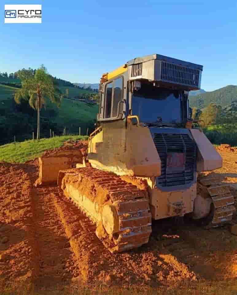 Trator de Esteira Komatsu D51-EX 2015