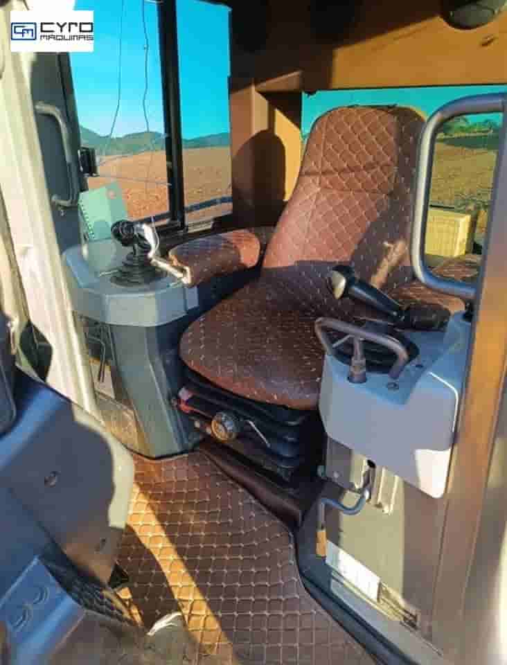 Trator de Esteira Komatsu D51-EX 2015
