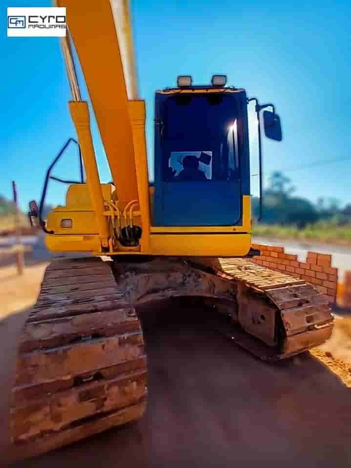 Escavadeira Komatsu PC160 2018
