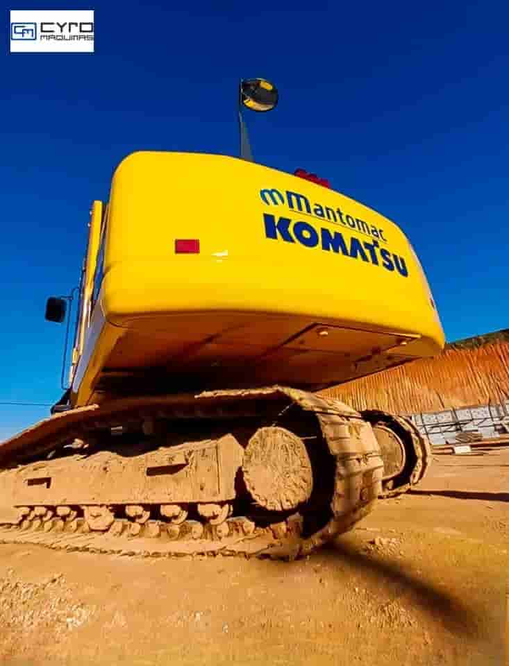 Escavadeira Komatsu PC160 2018