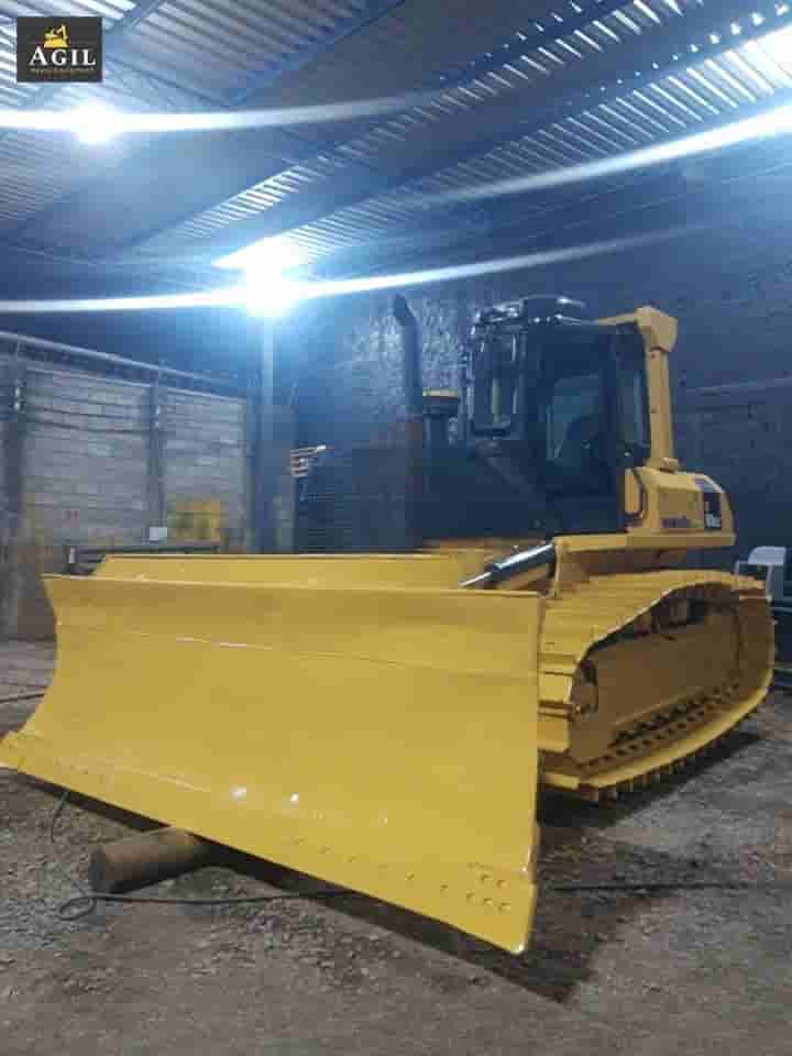 Trator de Esteira Komatsu D61-EX 2011