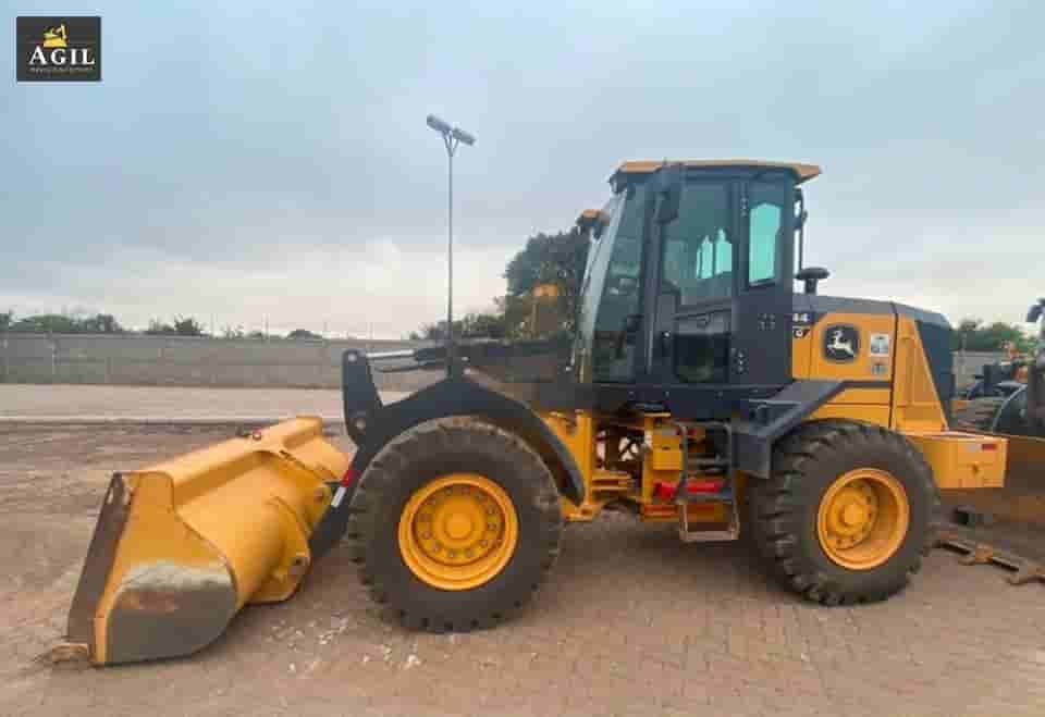 Pá Carregadeira John Deere 444G 2021