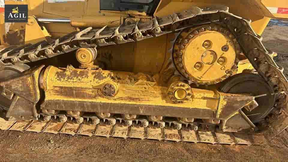 Trator de Esteira Caterpillar D6N 2014