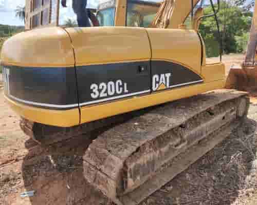Escavadeira Caterpillar 320CL 05/05