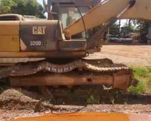 Escavadeira Caterpillar 320DL 15/15