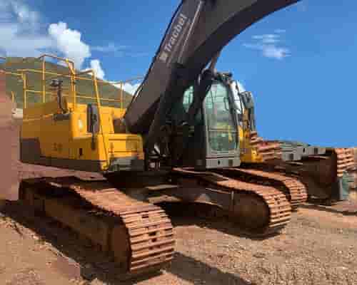 Escavadeira Volvo EC 250 DL 15/15