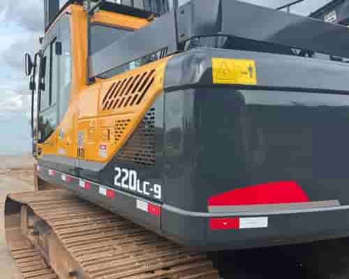 Escavadeira Hyundai R220 LC 20/20
