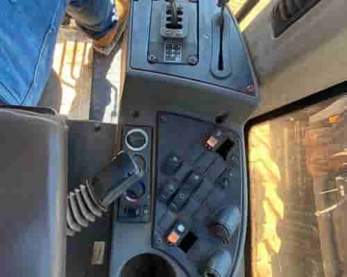 Motoniveladora New Holland RG 170B 18/18