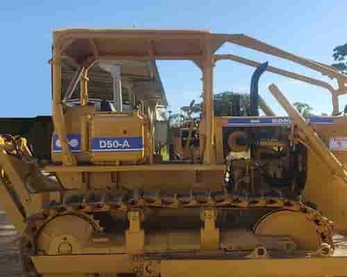 Trator de Esteiras Komatsu D50-A 85/85