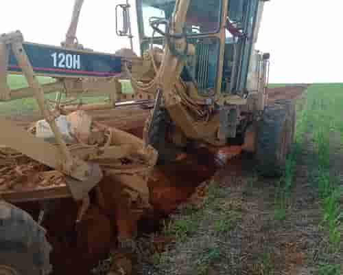 Motoniveladora Caterpillar 120H 01/01