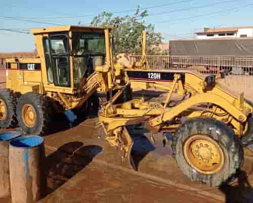 Motoniveladora Caterpillar 120H 01/01