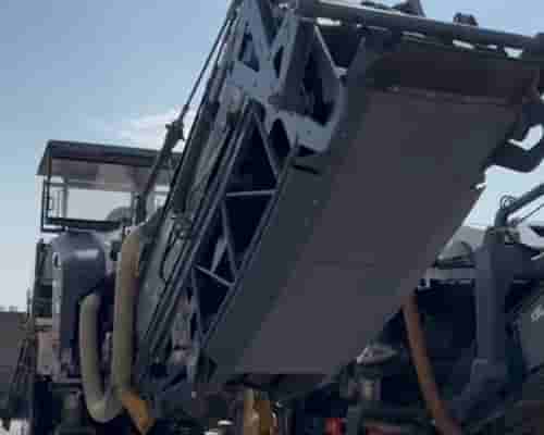 Fresadora de Asfalto Wirtgen W 200 I 14/14 - imagem de fundo