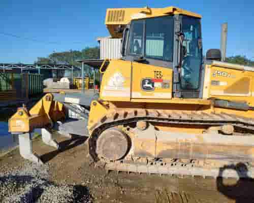 Trator de Esteiras John Deere 750J 18/19
