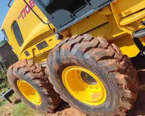 Motoniveladora New Holland RG170 12/12