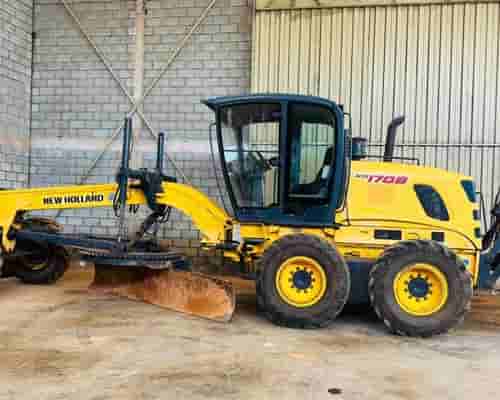 Motoniveladora New Holland RG170 11/11