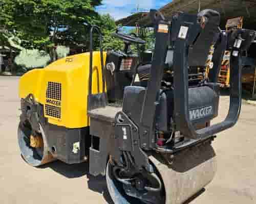 Rolo compactador Wacker Neuson RD27 08/08