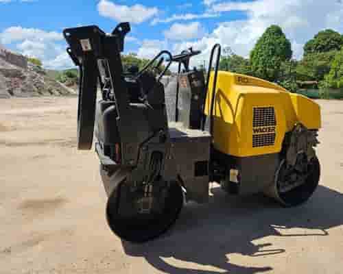 Rolo compactador Wacker Neuson RD27 08/08