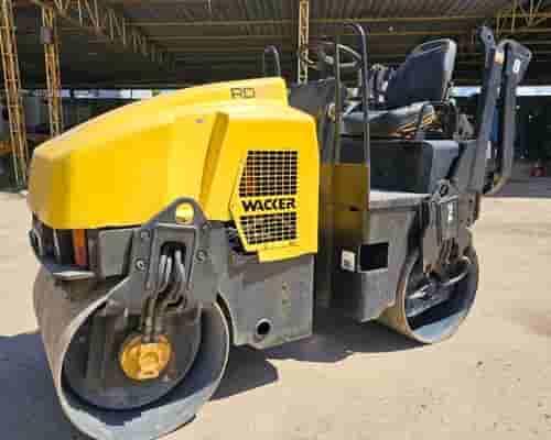 Rolo compactador Wacker Neuson RD27 08/08