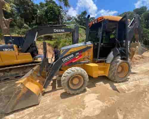 Retroescavadeira John Deere 310 L 22/22