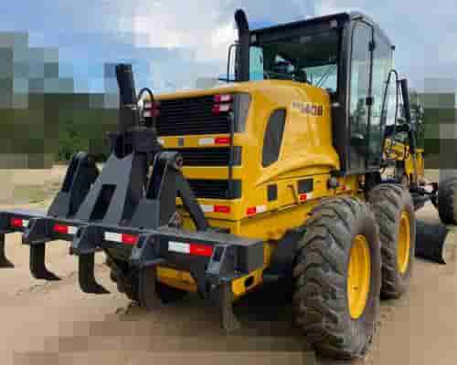 Motoniveladora New Holland RG 140B 10/10
