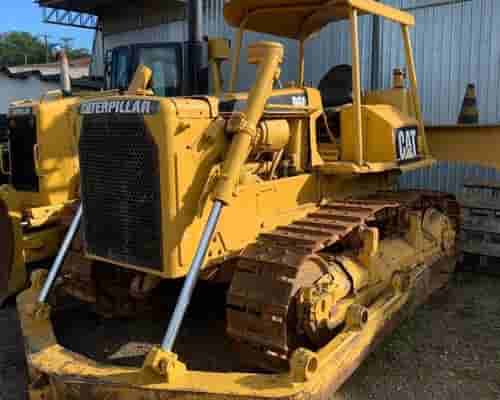 Trator de Esteiras Caterpillar D6D 85/85