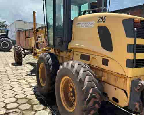Motoniveladora New Holland RG 170B 09/09