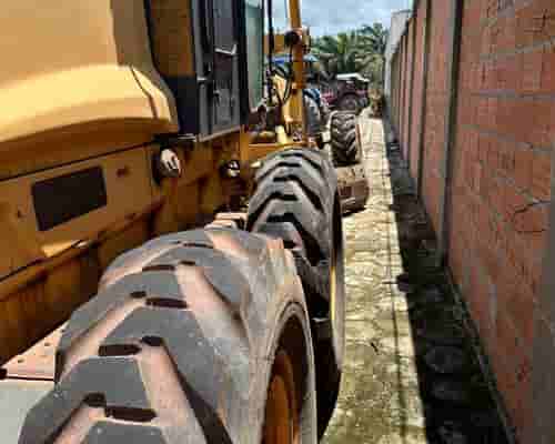 Motoniveladora New Holland RG 170B 09/09