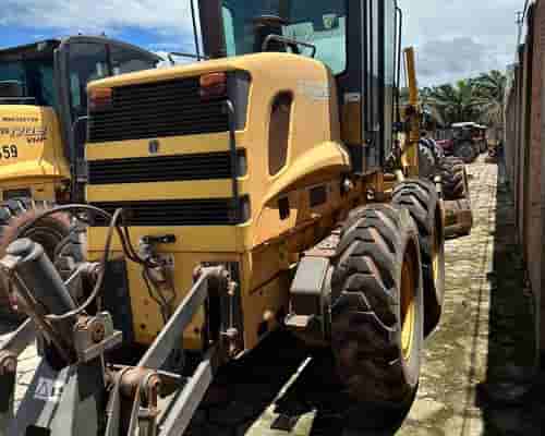 Motoniveladora New Holland RG 170B 09/09