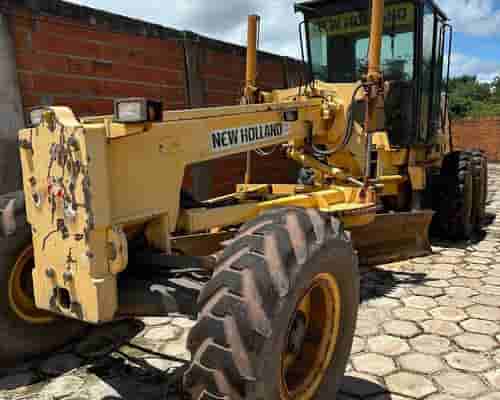 Motoniveladora New Holland RG 170B 09/09