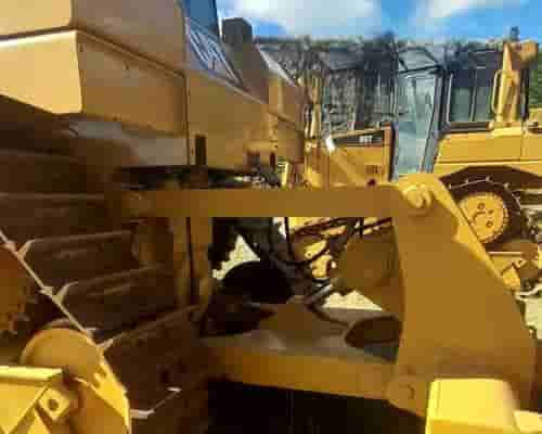 Trator de Esteiras Caterpillar D6T XL 20/20