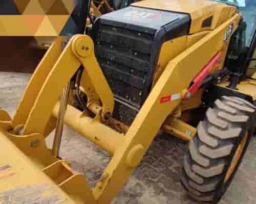 Retroescavadeira Caterpillar 416F2 19/19