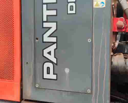 Perfuratriz Sandvik Pantera DP1500i 22/22 - imagem de fundo