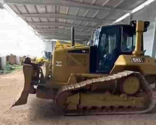 Trator de Esteiras Caterpillar D6NXL 12/12