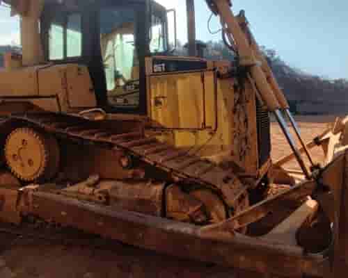 Trator de Esteiras Caterpillar D6T XL 18/18