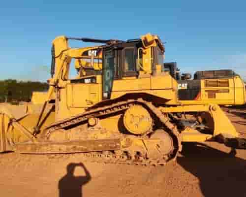 Trator de Esteiras Caterpillar D6T XL 18/18