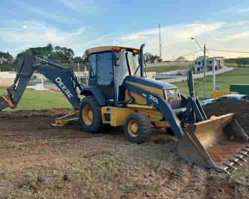 Retroescavadeira John Deere 310 L 19/19