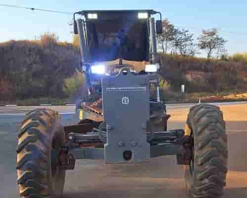 Motoniveladora New Holland RG140 06/06