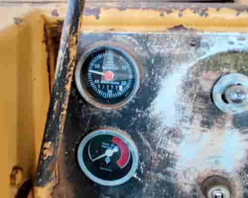 Trator de Esteiras Caterpillar D6D 88/88