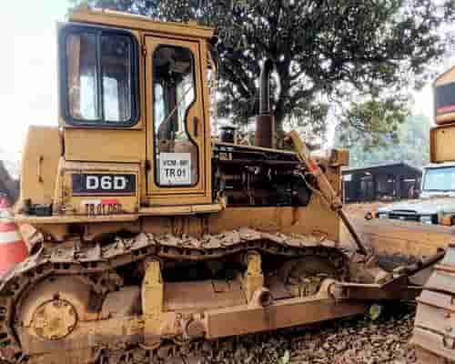 Trator de Esteiras Caterpillar D6D 88/88