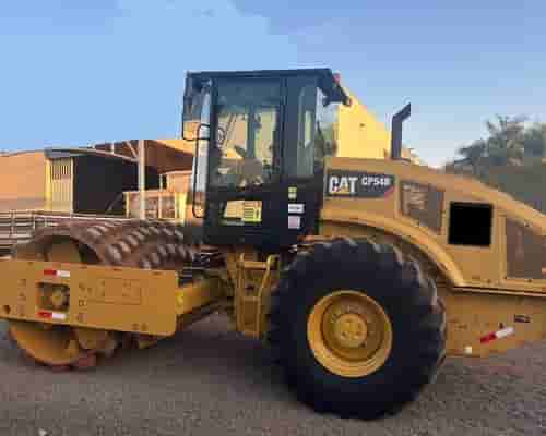 Rolo compactador Caterpillar CP54B 14/14
