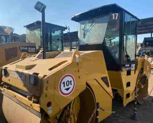 Rolo compactador Caterpillar CB534D 11/11