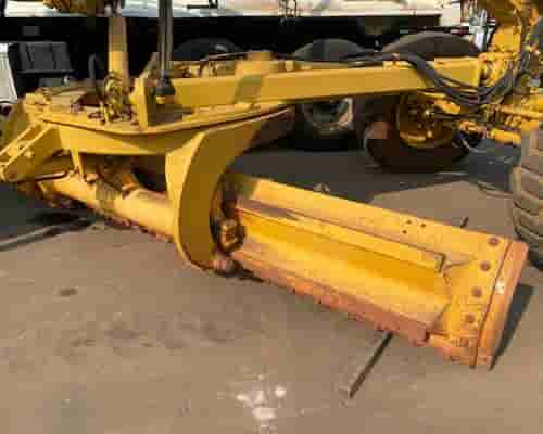 Motoniveladora Caterpillar 140M 11/11