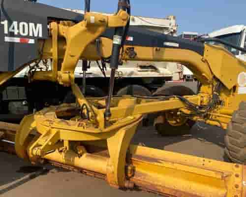 Motoniveladora Caterpillar 140M 11/11